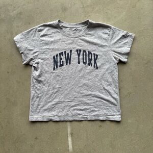 Brandy Melville Gray New York T-Shirt